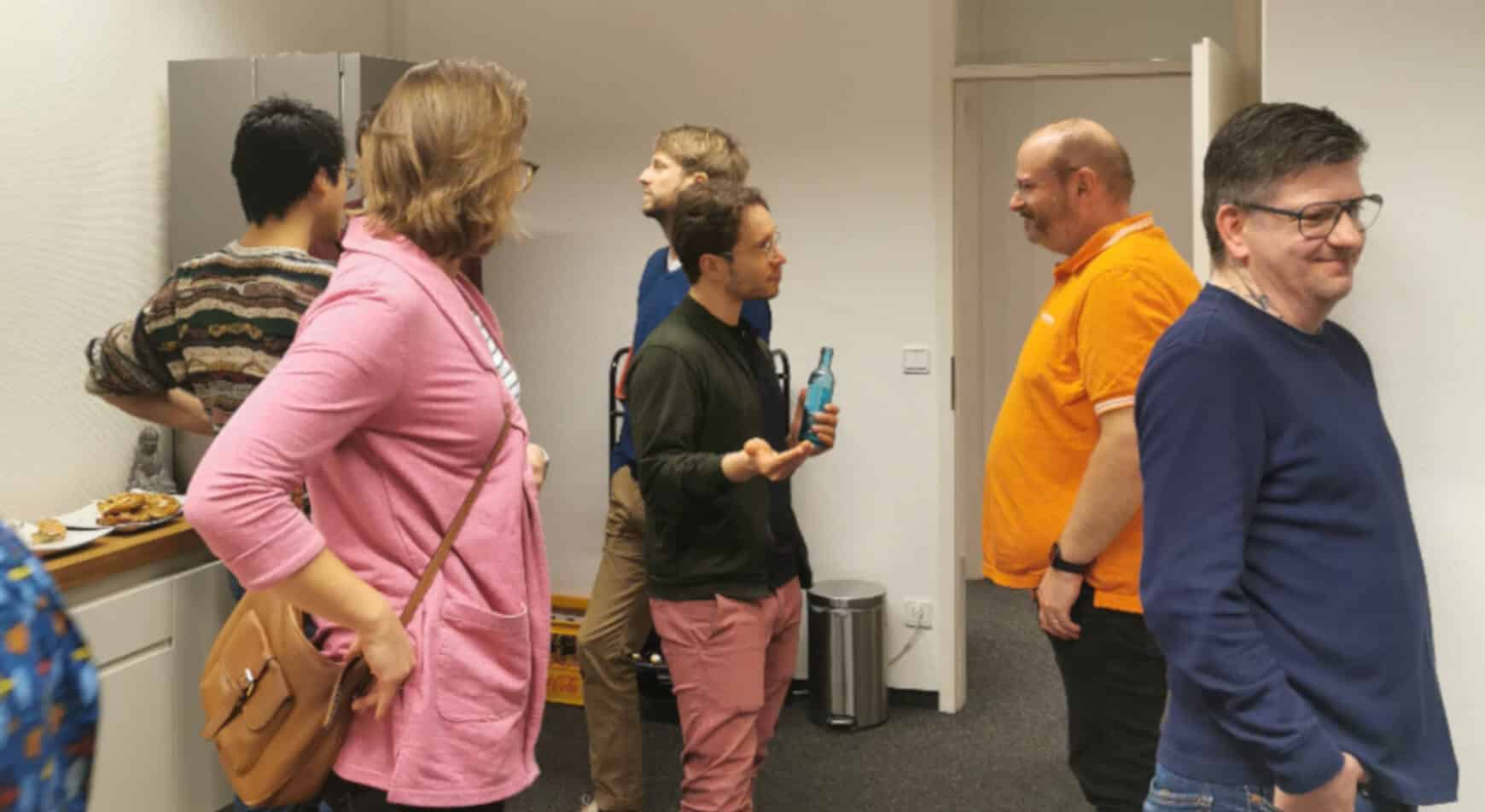 Die ersten Gäste des Meetups kamen gegen 18:30 Uhr