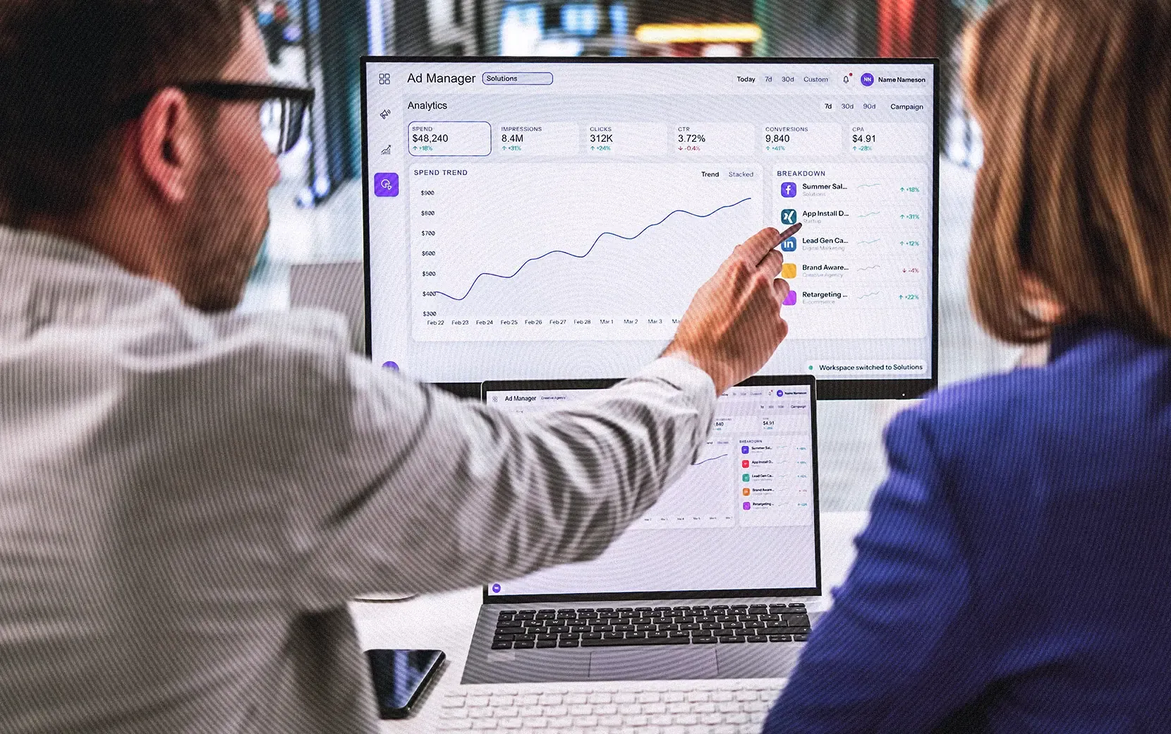Analyse der XING Ads Kennzahlen im Ad Manager der dskom Agentur in Berlin